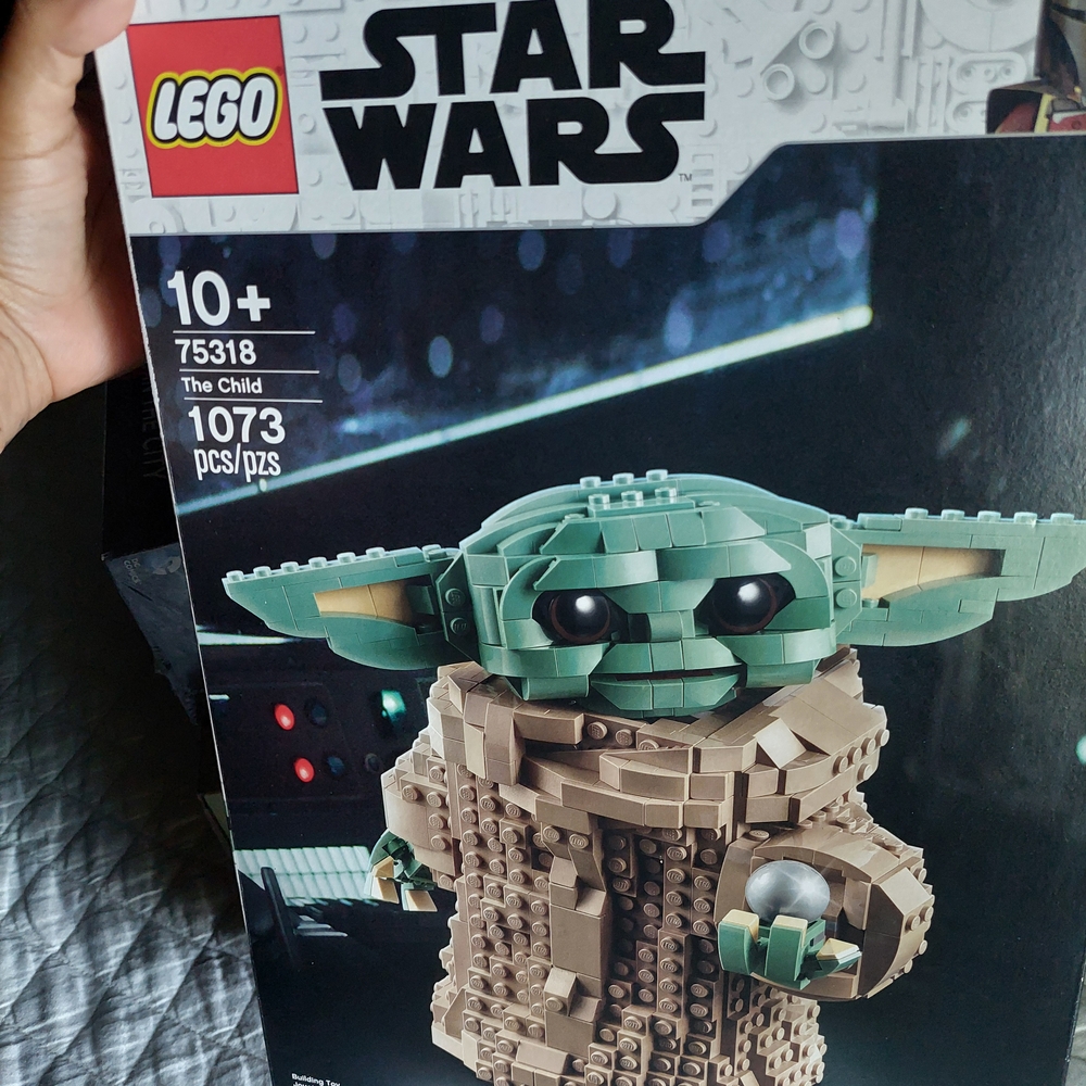 Lego Building Set Green and Tan Star Wars The Child